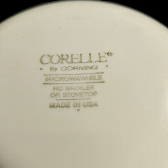 Set of 4 Corelle by Corning 6.25" Green Rim Cereal Bowls Made in USA Vintage - Picture 6 of 6